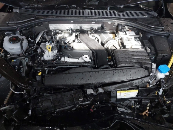 2025 Volkswagen Jetta Sport z VIN 3VWBX7BU2SM017442, wystawiony jako IAAI lot #41387314 z przebiegiem 1 498 mil mil oraz . Historia ofert i sprzedaży dostępna na DreamBid. Obrazek 10.