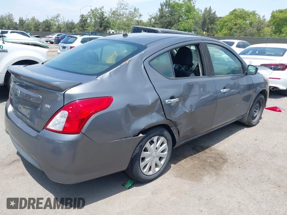 2017 Nissan Versa S Plus z VIN 3N1CN7APXHL901607, wystawiony jako IAAI lot #42249598 z przebiegiem 177 985 mil mil oraz . Historia ofert i sprzedaży dostępna na DreamBid. Obrazek 4.