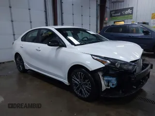 2024 Kia Forte GT-Line with VIN 3KPF54AD4RE829551, listed as a IAAI auction lot 41412149 with 2,731 mi miles. Bid and sale history available at carsss.com. Image 1.