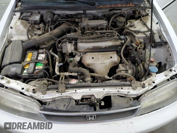 1997 Honda Accord LX with VIN 1HGCD5635VA217885, listed as a Copart auction lot 84570524 with 259,566 mi miles and Clean Title. Bid and sale history available at carsss.com. Image 11.