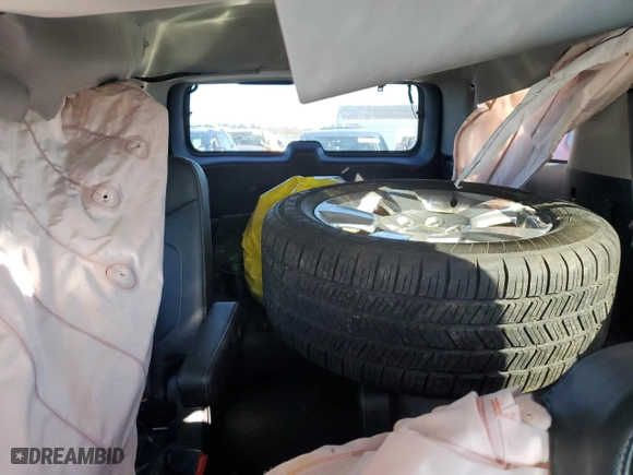 2017 Chevrolet Tahoe LT with VIN 1GNSKBKC3HR311801, listed as a Copart auction lot 43778405 with 109,533 mi miles and Salvage Title. Bid and sale history available at carsss.com. Image 10.