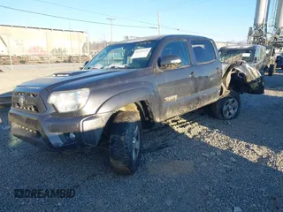 2013 Toyota Tacoma with VIN 5TFMU4FN1DX016785, listed as a IAAI auction lot 41364476 with 1 mi miles. Bid and sale history available at carsss.com. Image 20.