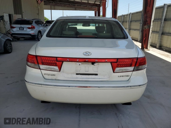 2008 Hyundai Azera Limited with VIN KMHFC46F18A275639, listed as a Copart auction lot 57425425 with 131,118 mi miles and Salvage title. Bid and sale history available at DreamBid. Image 6.