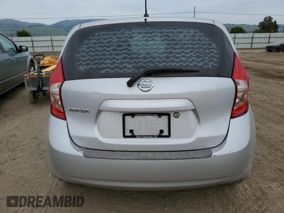 2016 Nissan Note SL z VIN 3N1CE2CP8GL370292, wystawiony jako Copart lot #52624075 z przebiegiem 94 195 mil mil oraz Szkoda całkowita • Salvage title. Historia ofert i sprzedaży dostępna na DreamBid. Obrazek 6.