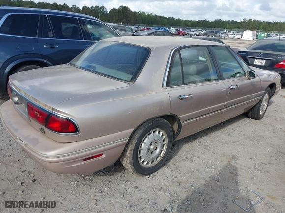 1998 Buick LeSabre Limited with VIN 1G4HR52K3WH511664, listed as a IAAI auction lot 41955496 with 175,913 mi miles. Bid and sale history available at carsss.com. Image 4.