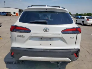 2022 Toyota Corolla Cross XLE with VIN 7MUDAAAG2NV013780, listed as a Copart auction lot 53491285 with 42,456 mi miles and Salvage title. Bid and sale history available at DreamBid. Image 6.