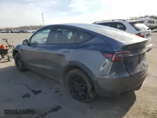 2023 Tesla Model Y Long Range with VIN 7SAYGDEE6PF841748, listed as a Copart auction lot 43748195 with 22,563 mi miles and Salvage Title. Bid and sale history available at carsss.com. Image 2.