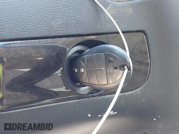 2014 Dodge Grand Caravan American Value with VIN 2C4RDGBG6ER309449, listed as a IAAI auction lot 42148824 with 198,532 mi miles and . Bid and sale history available at DreamBid. Image 11.