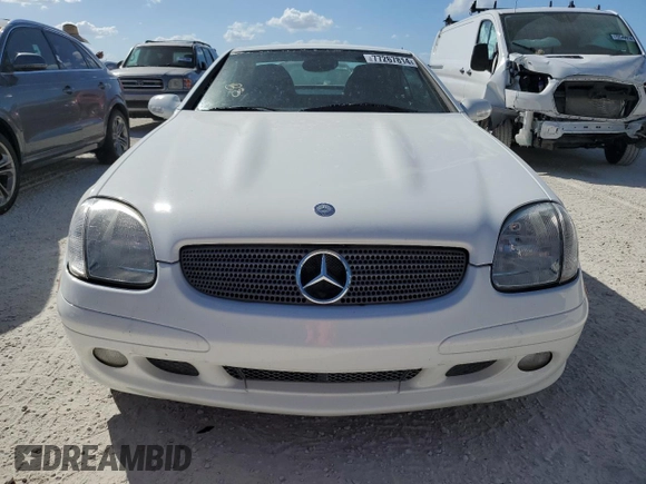 2001 Mercedes-Benz SLK-Class with VIN WDBKK65F71F218677, listed as a Copart auction lot 77267814 with Not Provided miles and Salvage Title. Bid and sale history available at carsss.com. Image 5.