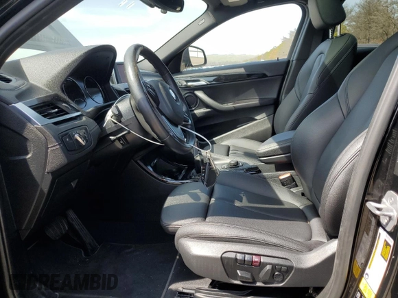 2018 BMW X2 xDrive28i with VIN WBXYJ5C36JEF79315, listed as a Copart auction lot 53993905 with 52,863 mi miles and Salvage Title. Bid and sale history available at carsss.com. Image 7.