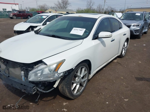 2009 Nissan Maxima 3.5 S with VIN 1N4AA51E79C850329, listed as a IAAI auction lot 41917987 with 191,623 mi miles. Bid and sale history available at carsss.com. Image 18.