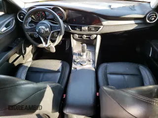 2017 Alfa Romeo Giulia with VIN ZARFAEBN8H7549189, listed as a Copart auction lot 88954045 with 95,233 mi miles and Clean Title. Bid and sale history available at carsss.com. Image 8.