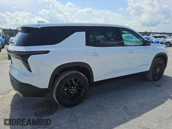 2024 Chevrolet Traverse FWD LS with VIN 1GNEREKSXRJ244535, listed as a Copart auction lot 61941725 with 317 mi miles and Clean title. Bid and sale history available at DreamBid. Image 3.