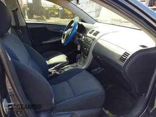 2009 Toyota Corolla XRS with VIN 1NXBE40E29Z126343, listed as a IAAI auction lot 41493160 with 75,500 mi miles. Bid and sale history available at carsss.com. Image 5.