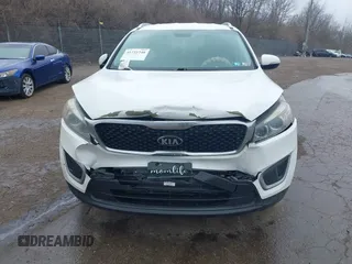 2017 Kia Sorento LX with VIN 5XYPG4A5XHG229951, listed as a IAAI auction lot 41731240 with 89,943 mi miles and . Bid and sale history available at DreamBid. Image 13.