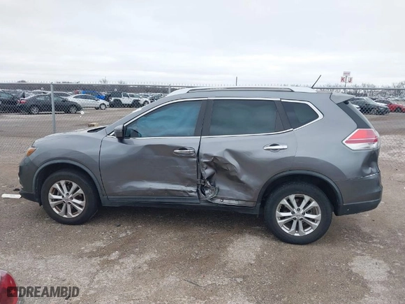 2016 Nissan Rogue SV with VIN KNMAT2MV4GP598303, listed as a IAAI auction lot 41553851 with 82,267 mi miles. Bid and sale history available at carsss.com. Image 14.