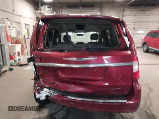 2014 Chrysler Town & Country Touring with VIN 2C4RC1BG4ER300541, listed as a IAAI auction lot 41709855 with 168,052 mi miles. Bid and sale history available at carsss.com. Image 6.