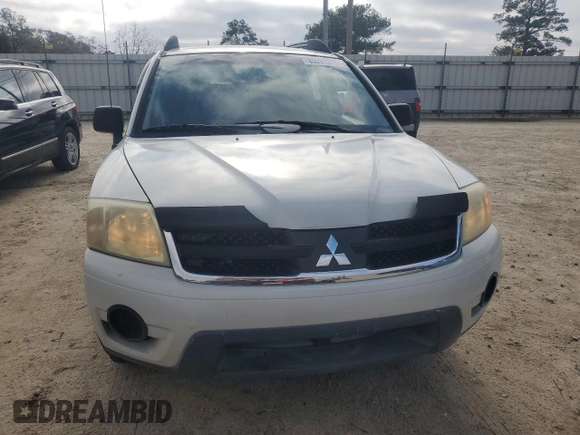 2006 Mitsubishi Endeavor XLS with VIN 4A4MM31S96E069653, listed as a Copart auction lot 85291214 with 127,041 mi miles and Salvage Title. Bid and sale history available at carsss.com. Image 5.