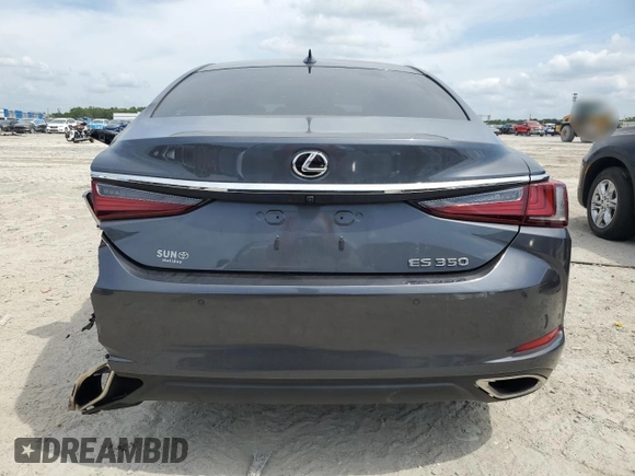 2022 Lexus ES 350 z VIN 58ADZ1B19NU123061, wystawiony jako Copart lot #50679125 z przebiegiem 76 821 mil mil oraz Szkoda całkowita • Salvage title. Historia ofert i sprzedaży dostępna na DreamBid. Obrazek 6.