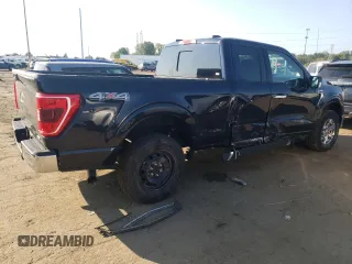 2021 Ford F-150 XL with VIN 1FTFX1E88MKD05444, listed as a Copart auction lot 71669704 with 35,779 mi miles and Salvage title. Bid and sale history available at DreamBid. Image 3.