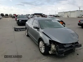 2011 Volkswagen Jetta SEL z VIN 3VWLX7AJXBM362116, wystawiony jako Copart lot #50632945 z przebiegiem 205 371 mil mil oraz Szkoda całkowita • Salvage title. Historia ofert i sprzedaży dostępna na DreamBid. Obrazek 11.