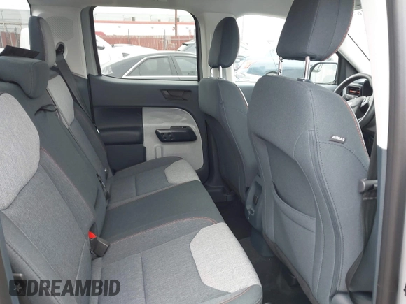 2024 Ford Maverick XLT z VIN 3FTTW8J9XRRA59173, wystawiony jako IAAI lot #42167848 z przebiegiem 1679 mil mil oraz . Historia ofert i sprzedaży dostępna na DreamBid. Obrazek 8.
