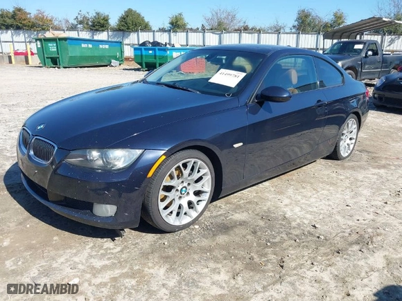 2009 BMW 3 Series 328i with VIN WBAWB33589P137038, listed as a IAAI auction lot 41499781 with 139,094 mi miles. Bid and sale history available at carsss.com. Image 2.