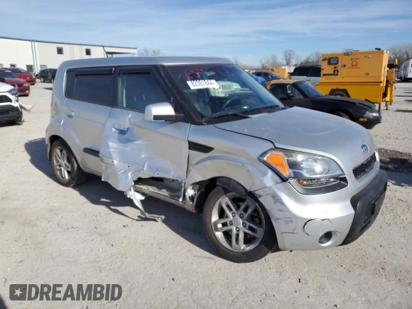 2010 Kia Soul + with VIN KNDJT2A28A7103862, listed as a Copart auction lot 82301844 with 188,238 mi miles and Salvage Title. Bid and sale history available at carsss.com. Image 4.
