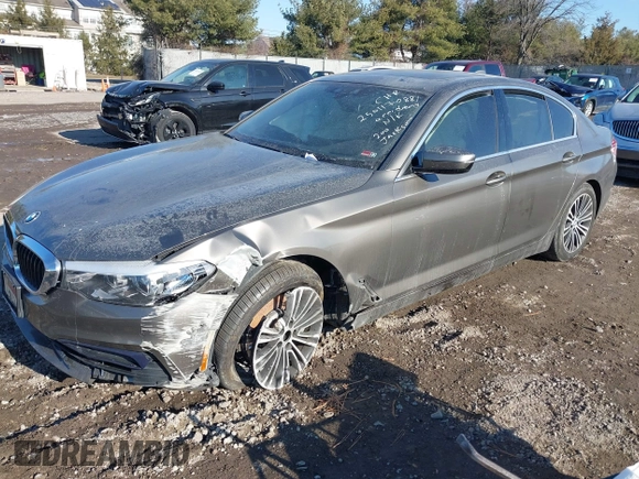 2019 BMW 5 Series 530i xDrive with VIN WBAJA7C54KWW40517, listed as a IAAI auction lot 41427443 with 51,028 mi miles. Bid and sale history available at carsss.com. Image 16.