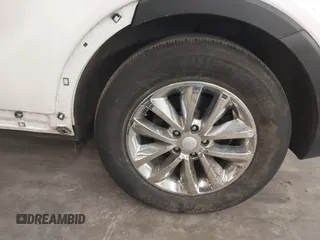 2017 Kia Sorento LX z VIN 5XYPGDA38HG281058, wystawiony jako IAAI lot #41966507 z przebiegiem 120 123 mil mil oraz . Historia ofert i sprzedaży dostępna na DreamBid. Obrazek 12.