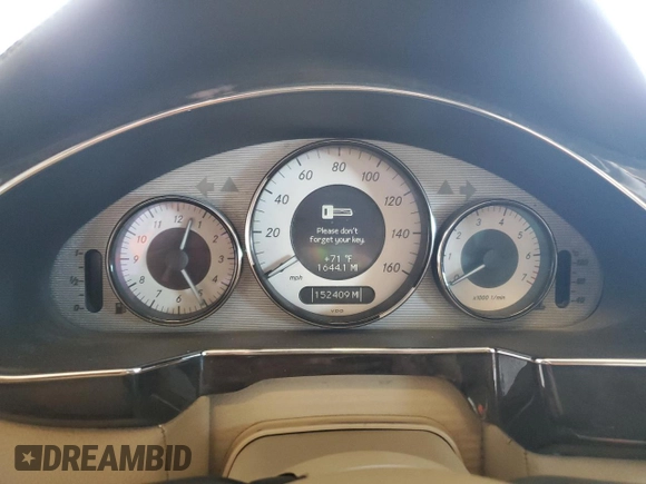 2009 Mercedes-Benz CLS 550 с VIN WDDDJ72XX9A144766, выставлен на аукционе Copart как лот 60898325 с пробегом 152 409 миль миль и Списание • Salvage title. История ставок и продаж доступна на DreamBid. Изображение 9.