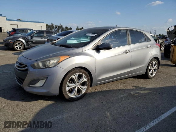 2013 Hyundai Elantra GT with VIN KMHD35LE2DU098164, listed as a Copart auction lot 77272174 with 165,061 mi miles and Salvage Title. Bid and sale history available at carsss.com. Image 1.