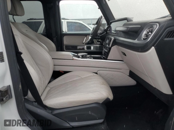 2022 Mercedes-Benz G AMG G 63 with VIN W1NYC7HJ9NX437938, listed as a Copart auction lot 46931025 with 27,101 mi miles and Salvage Title. Bid and sale history available at carsss.com. Image 7.