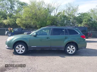 2011 Subaru Outback Premium z VIN 4S4BRBCC4B3358408, wystawiony jako IAAI lot #42250620 z przebiegiem 118 080 mil mil oraz . Historia ofert i sprzedaży dostępna na DreamBid. Obrazek 14.