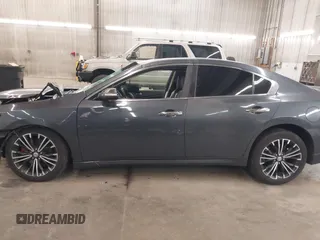 2009 Nissan Maxima SV with VIN 1N4AA51E69C856185, listed as a IAAI auction lot 42086367 with Not Provided miles and . Bid and sale history available at DreamBid. Image 14.