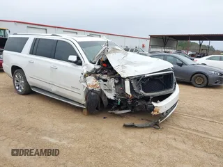 2016 GMC Yukon XL Denali with VIN 1GKS1HKJ8GR306576, listed as a IAAI auction lot 41518187 with 208,586 mi miles. Bid and sale history available at carsss.com. Image 1.