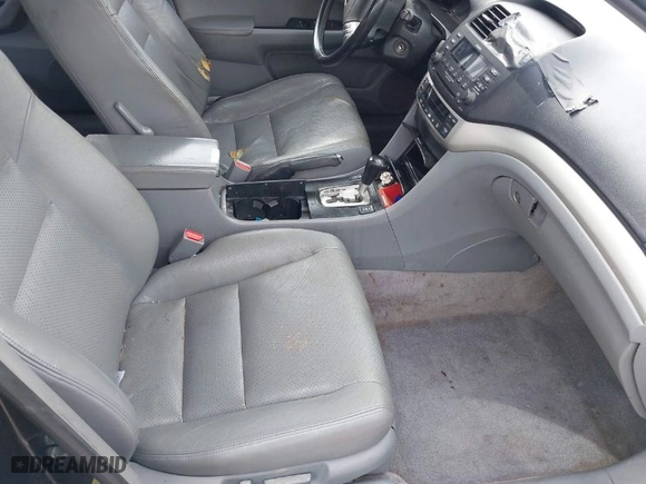 2005 Acura TSX with VIN JH4CL96835C007289, listed as a IAAI auction lot 41586613 with 323608 miles. Bid and sale history available at carsss.com. Image 5.