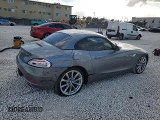 2011 BMW Z4 sDrive35i with VIN WBALM7C55BE382692, listed as a Copart auction lot 84460034 with 112,322 mi miles and Salvage Title. Bid and sale history available at carsss.com. Image 3.