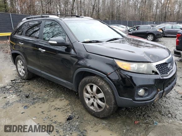 2012 Kia Sorento LX with VIN 5XYKT4A29CG196963, listed as a Copart auction lot 83060574 with 246,500 mi miles and Salvage Title. Bid and sale history available at carsss.com. Image 4.