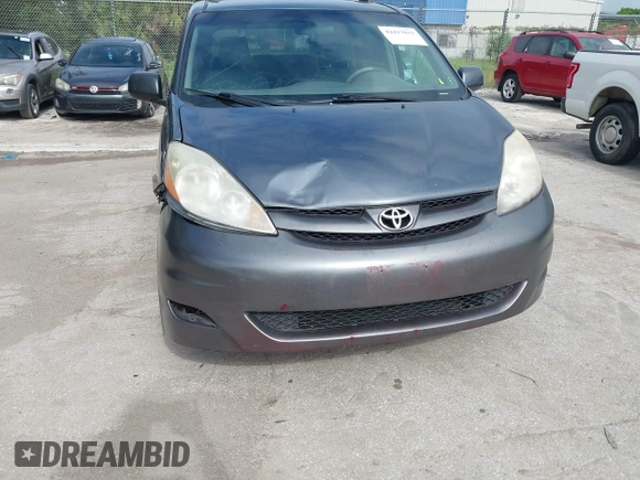 2009 Toyota Sienna XLE with VIN 5TDZK22C99S263134, listed as a IAAI auction lot 42427811 with 171,417 mi miles and . Bid and sale history available at DreamBid. Image 6.