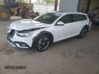 2018 Buick Regal Essence with VIN W04GV8SX8J1102810, listed as a Copart auction lot 41431955 with 22,503 mi miles and Salvage Title. Bid and sale history available at DreamBid. Image 1.