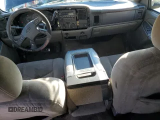 2006 Chevrolet Suburban LS with VIN 1GNEC16Z16J126581, listed as a Copart auction lot 89400975 with 271,755 mi miles and Salvage Title. Bid and sale history available at carsss.com. Image 8.