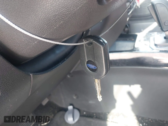 2011 Ford Escape XLT с VIN 1FMCU9D78BKC39019, выставлен на аукционе IAAI как лот 41903813 с пробегом 226 401 миль миль и . История ставок и продаж доступна на DreamBid. Изображение 11.