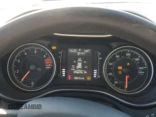 2020 Jeep Cherokee Altitude with VIN 1C4PJLLB6LD653228, listed as a Copart auction lot 86116814 with 88,072 mi miles and Salvage Title. Bid and sale history available at carsss.com. Image 9.