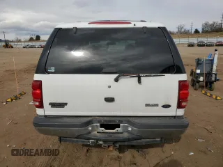 2000 Ford Expedition XLT with VIN 1FMRU1660YLB29813, listed as a Copart auction lot 44729765 with 258,224 mi miles and Salvage Title. Bid and sale history available at DreamBid. Image 6.