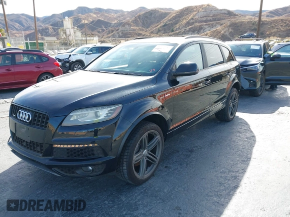 2014 Audi Q7 3.0T S line Prestige with VIN WA1DGAFE8ED003731, listed as a IAAI auction lot 41342173 with 65,118 mi miles. Bid and sale history available at carsss.com. Image 2.