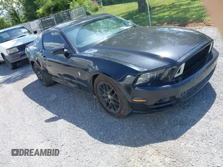 2013 Ford Mustang V6 with VIN 1ZVBP8AM9D5220487, listed as a IAAI auction lot 42189571 with 132,388 mi miles and . Bid and sale history available at DreamBid. Image 1.