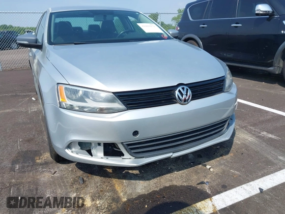 2012 Volkswagen Jetta SE z VIN 3VWDP7AJ4CM468986, wystawiony jako IAAI lot #42429171 z przebiegiem 169 447 mil mil oraz . Historia ofert i sprzedaży dostępna na DreamBid. Obrazek 6.