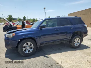 2019 Toyota 4Runner SR5 z VIN JTEZU5JR4K5194104, wystawiony jako Copart lot #56952685 z przebiegiem 141 575 mil mil oraz Szkoda całkowita • Salvage title. Historia ofert i sprzedaży dostępna na DreamBid. Obrazek 1.