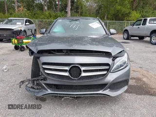 2018 Mercedes-Benz C 300 with VIN 55SWF4JBXJU265610, listed as a IAAI auction lot 41626070 with 46,071 mi miles and . Bid and sale history available at DreamBid. Image 13.